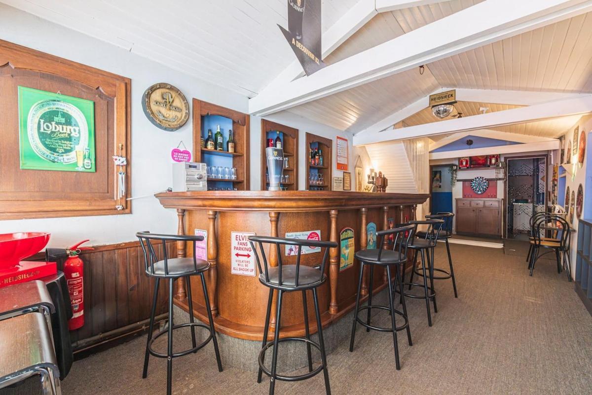 Bar A Bulles - Ancien Comptoir Transforme Villa Reims Exterior photo